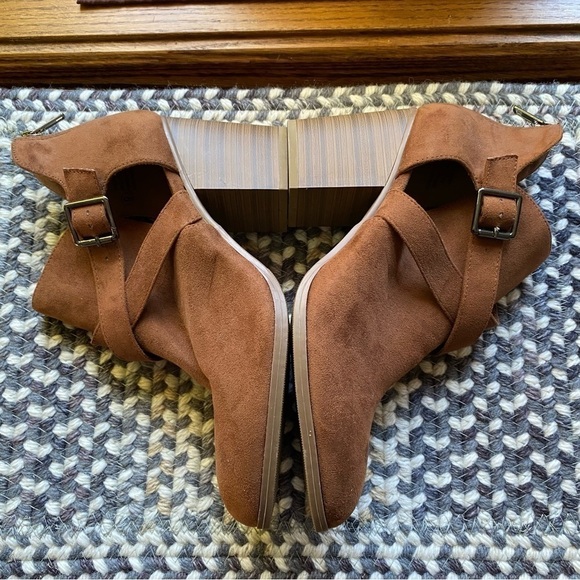NWOT Brown suede look short boots - Picture 4 of 9